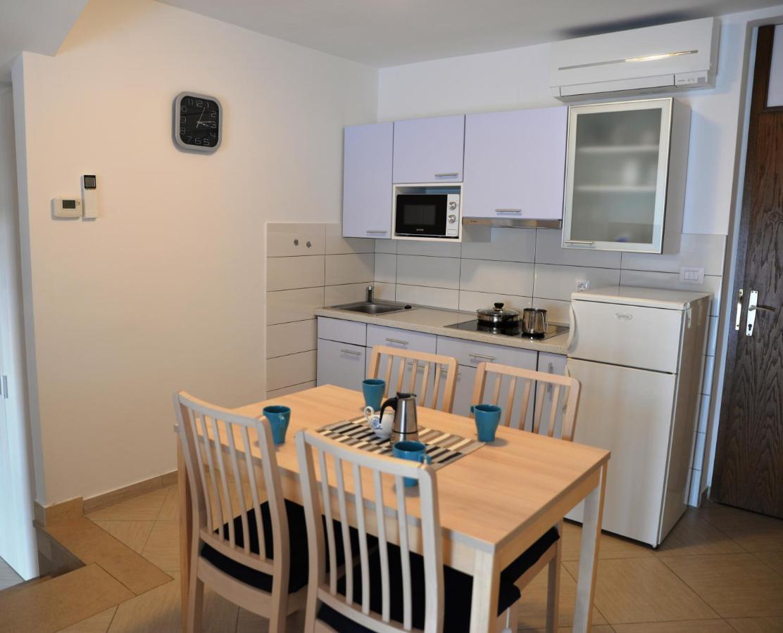 Palma & Pino Apartment Cres