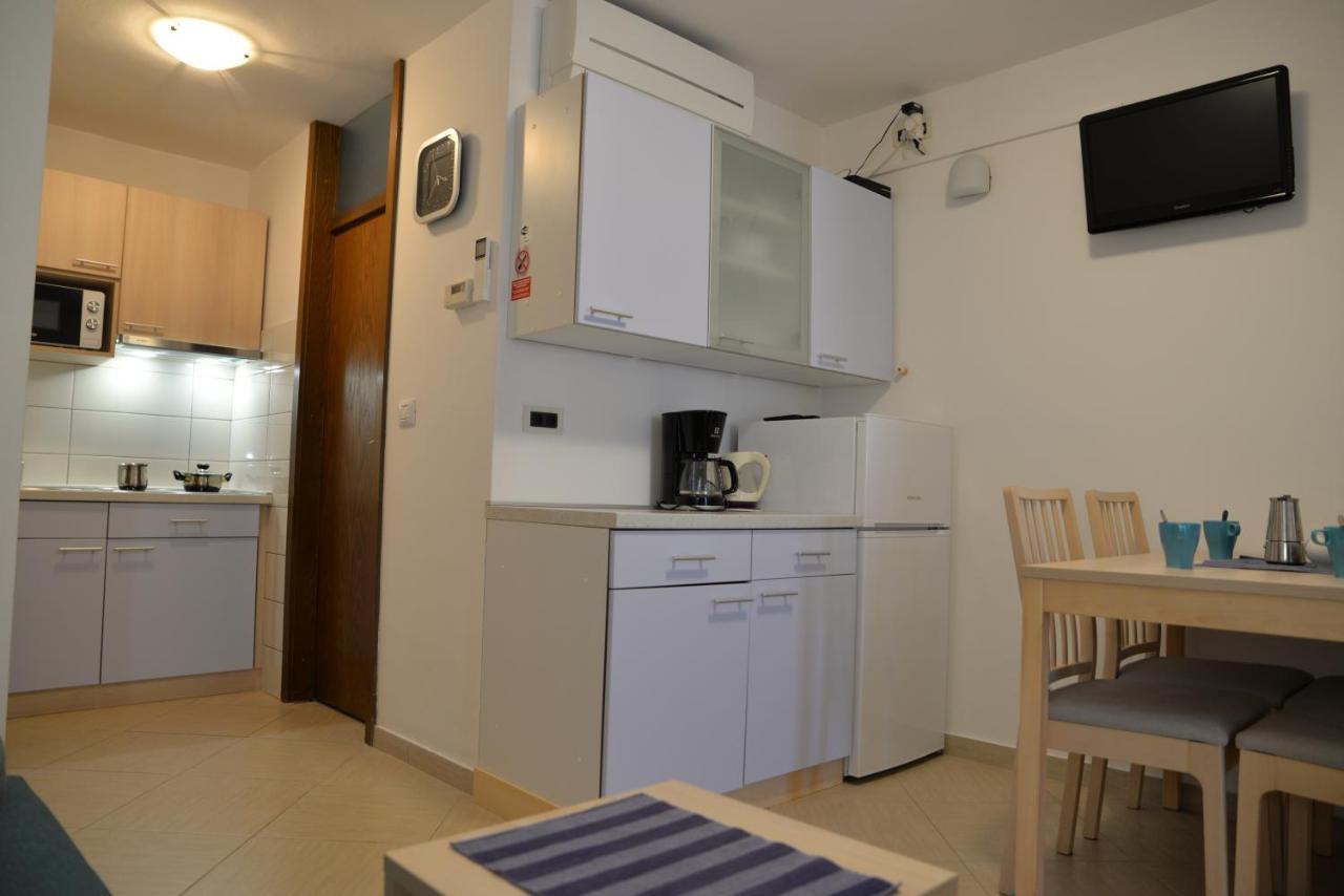 Palma & Pino Cres