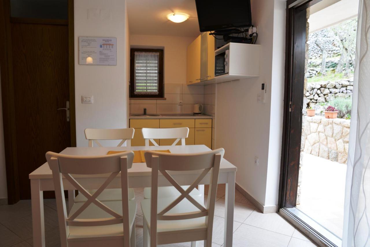 Palma & Pino Cres
