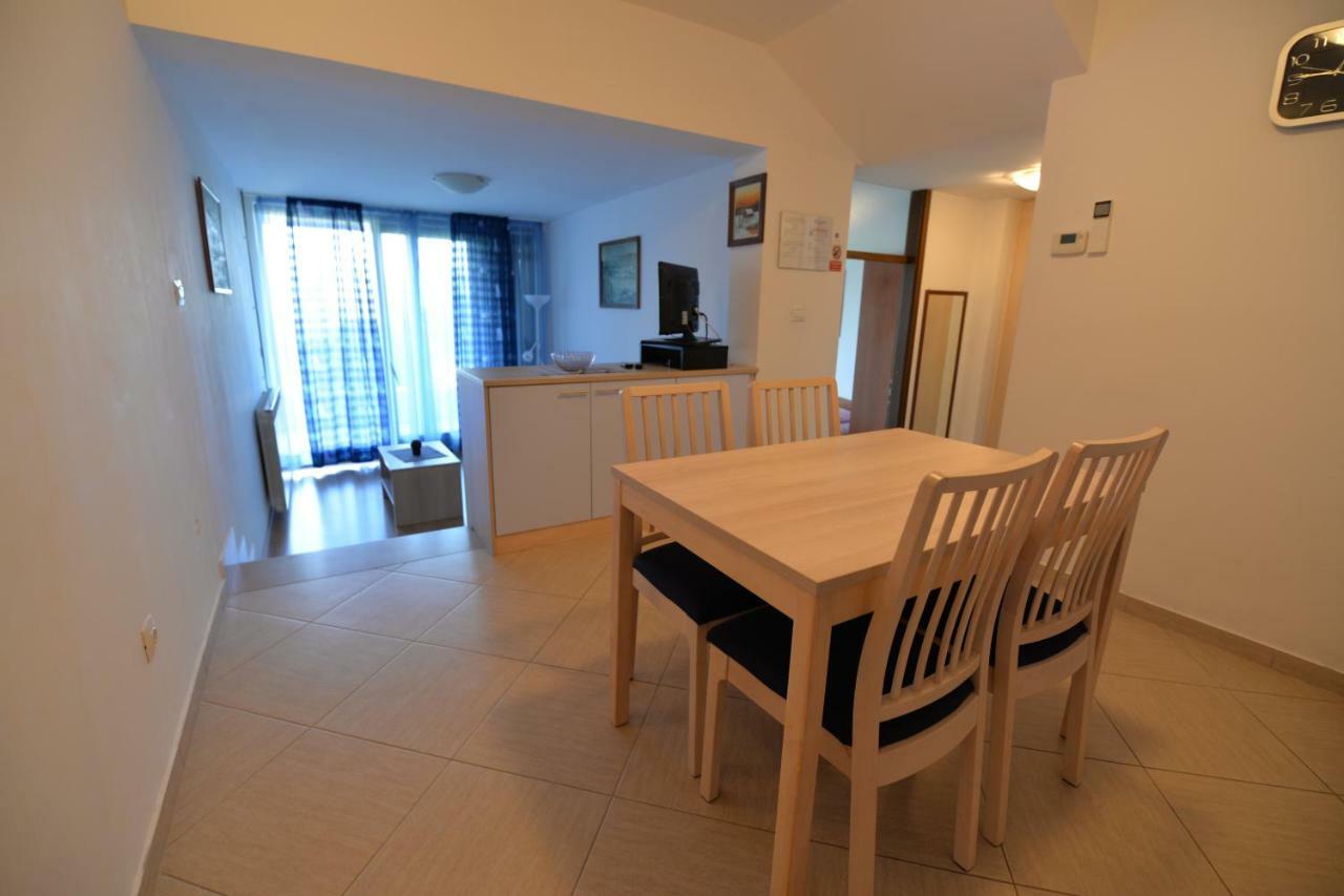 Palma & Pino Apartment Cres